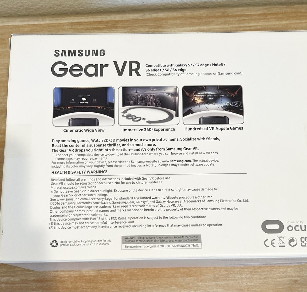 Samsung Gear VR Headset with Oculus