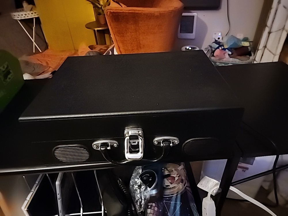 Vintage Numark PT01 Touring Turntable Record Player Tested Working Needs Needle