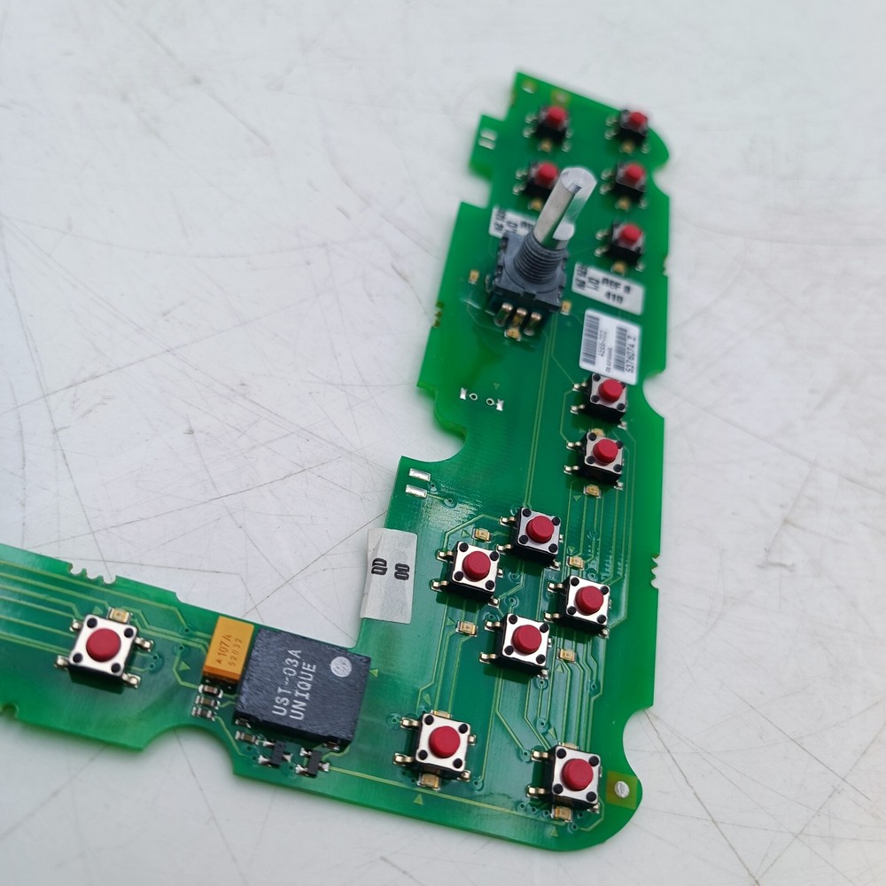 Raymarine C70 MFD Chartplotter Radar Keyboard PCB 4566-002 3015-314 Issue B