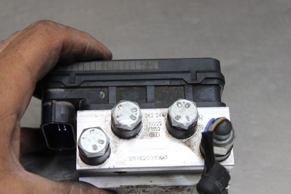 18-23 HUSQVARNA SVARTPILEN 401 ABS PUMP UNIT MODULE