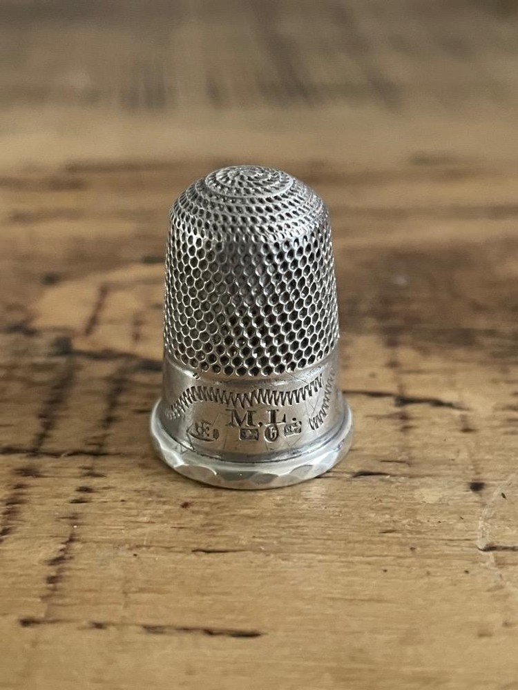 STERLING SILVER THIMBLE Birmingham 1882
