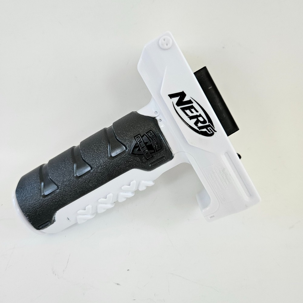 Nerf N-Strike White Elite Retaliator Pump Handle Grip Foregrip Accessory Part