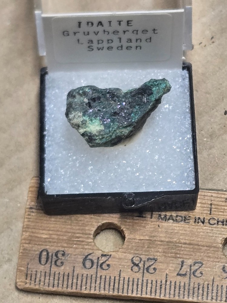Beautiful Idaite thumbnail specimen
