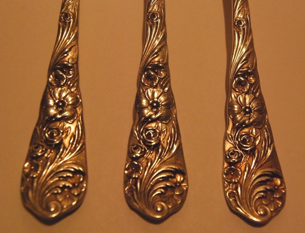 FLORA BY REED & BARTON STERLING SILVER REGULAR FORK MONOGRAMED 7 1/4" 48 gr