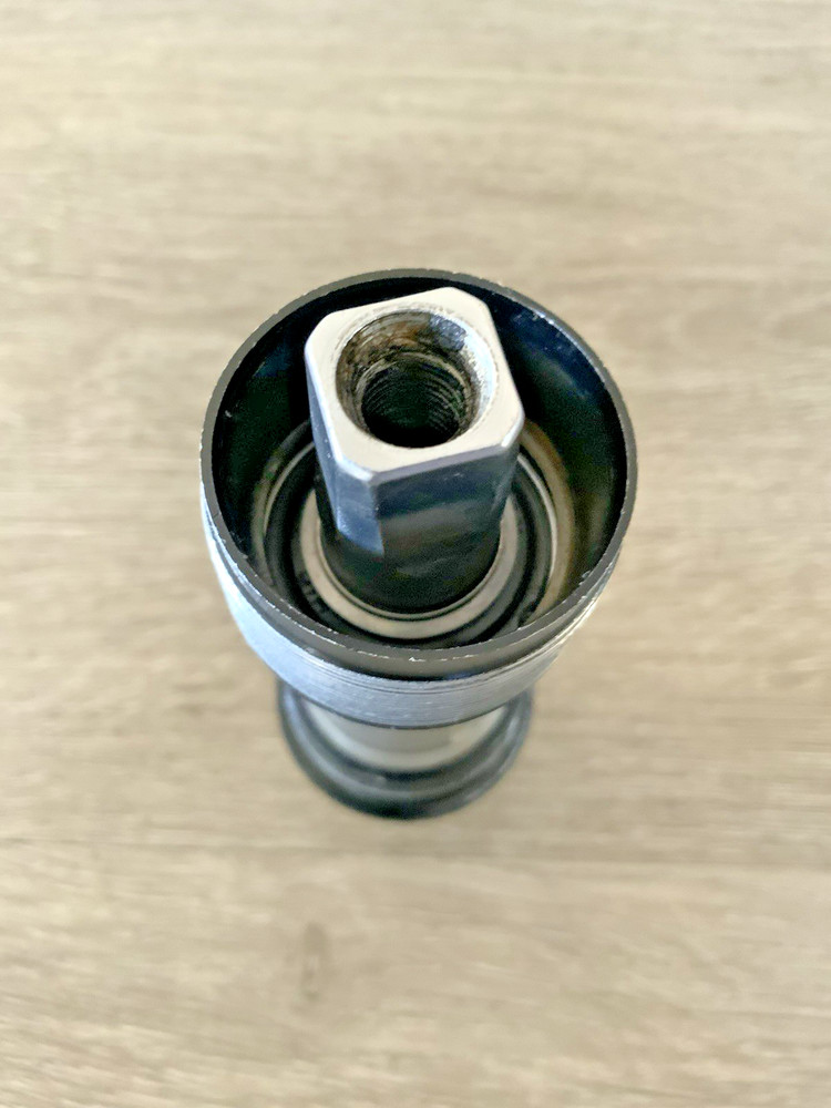SHIMANO SEALED BOTTOM BRACKET 68-115 MM BRITISH MODEL UN71