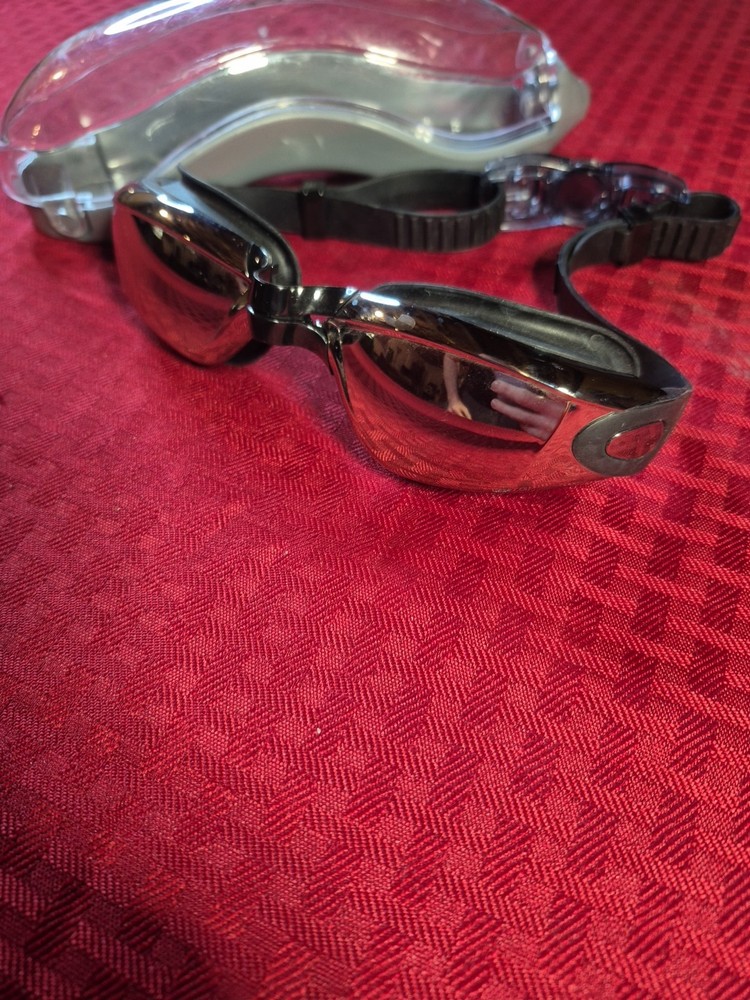 Aegend Mirrored Swim Goggles