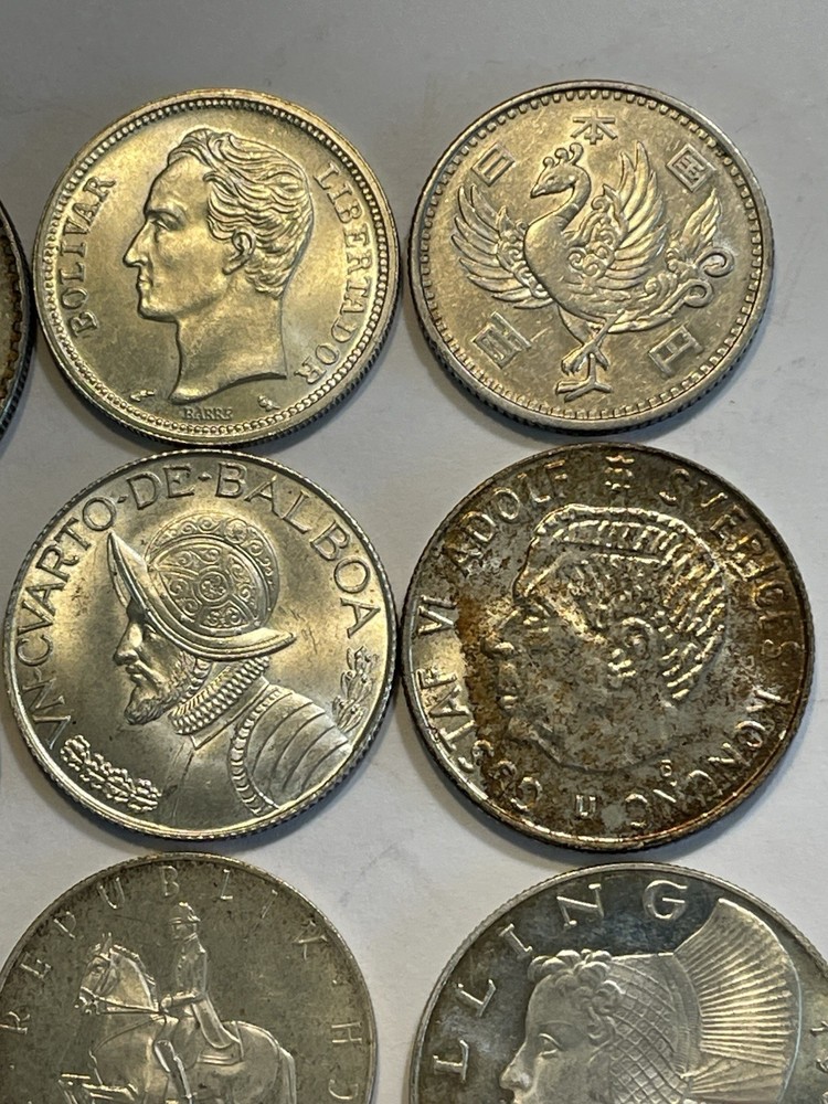 World Silver Coins - Lot 9