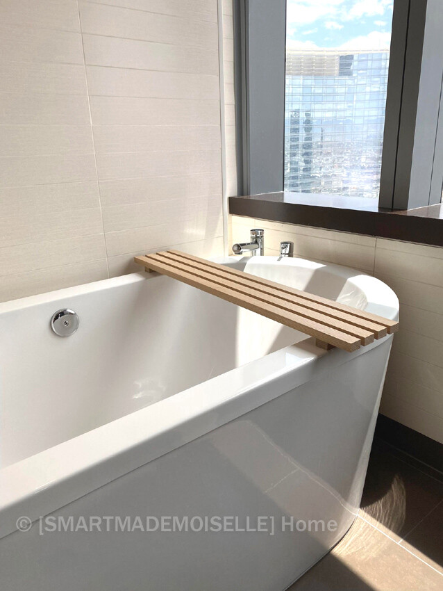 Bathtub wood caddy tray