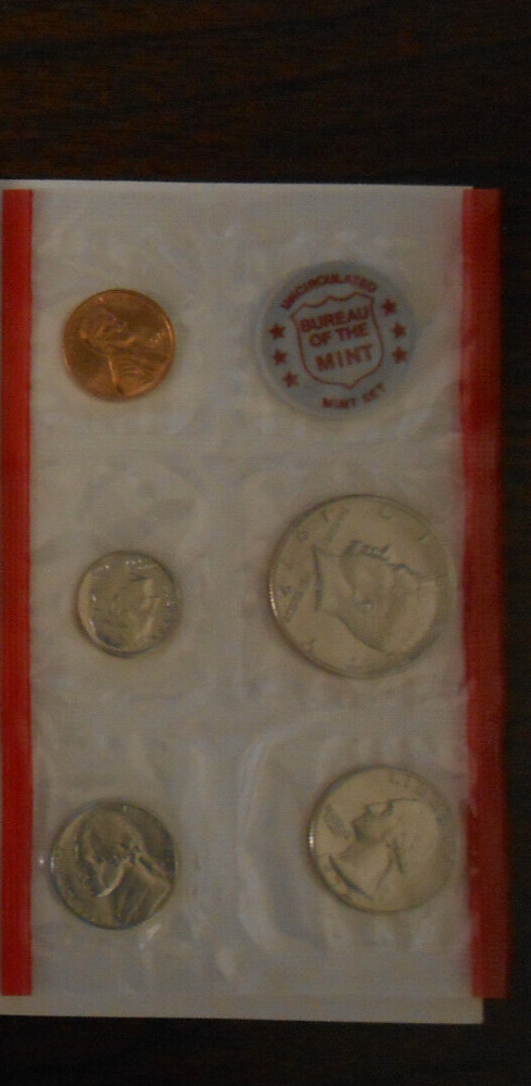 1972 US MINT 11 PC P & D MINT SET