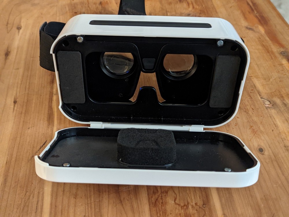 VR headset For Cellphone Merch source 2017