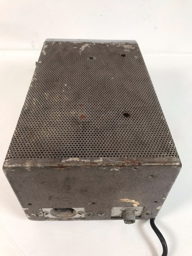 JOHNSON VIKING MESSENGER RADIO TRANSMITTER