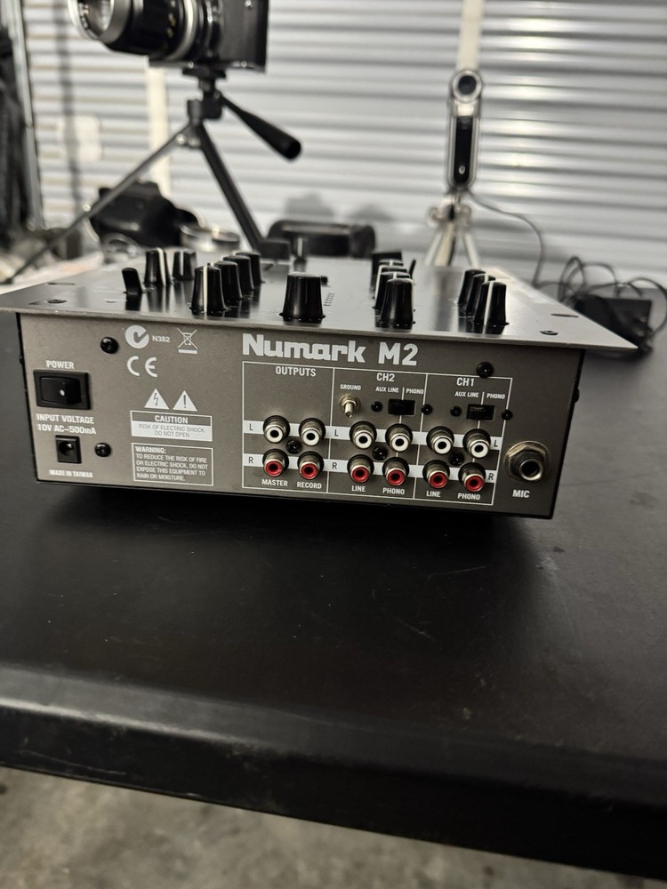 Numark M2 Professional Scratch Mixer