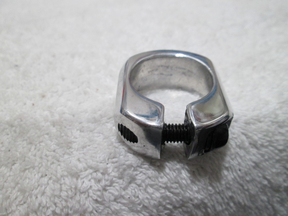 nos bmx Gt seat post clamp silver 28.6