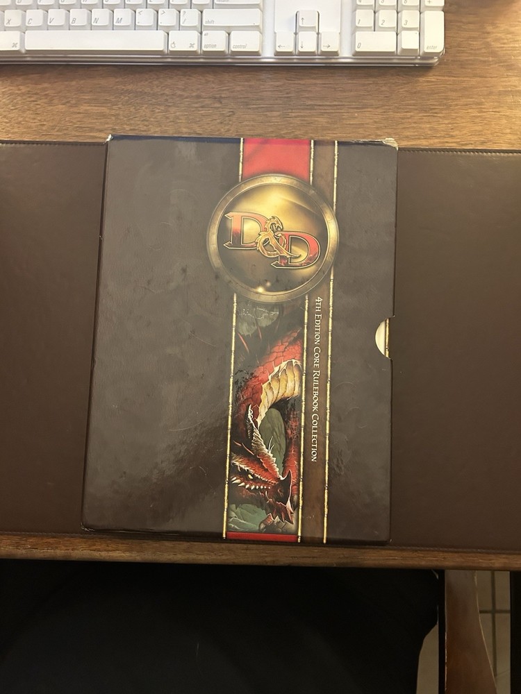 Vintage 2008 Advanced Dungeons & Dragons 4th Edition Core Rulebook Collection