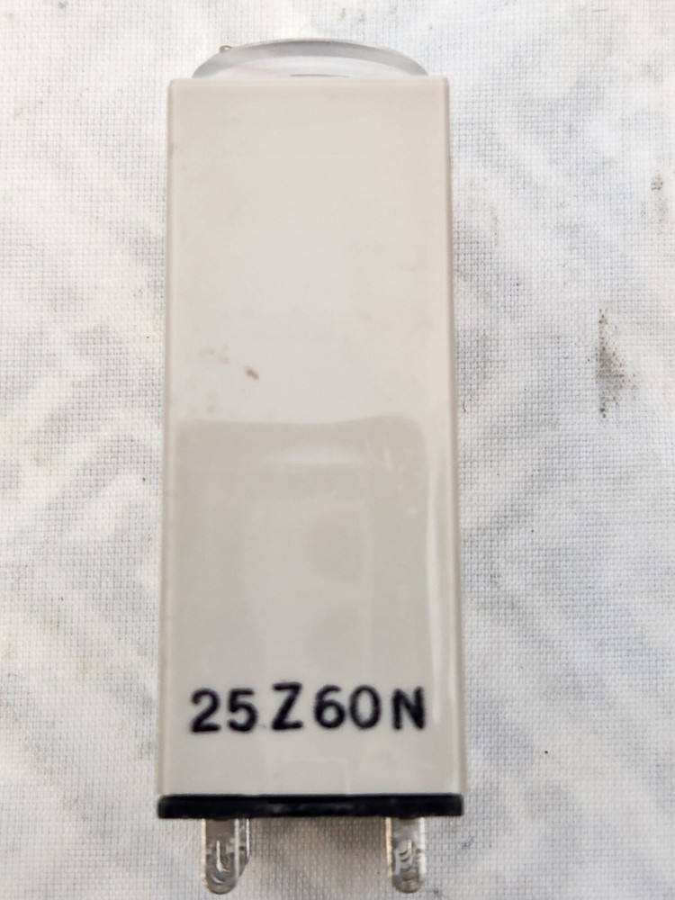 Omron H3Y-2 10S Timer, 250VAC 10 sec