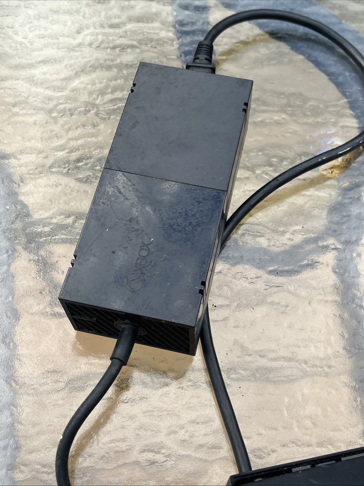 500GB Microsoft Xbox One - 1540