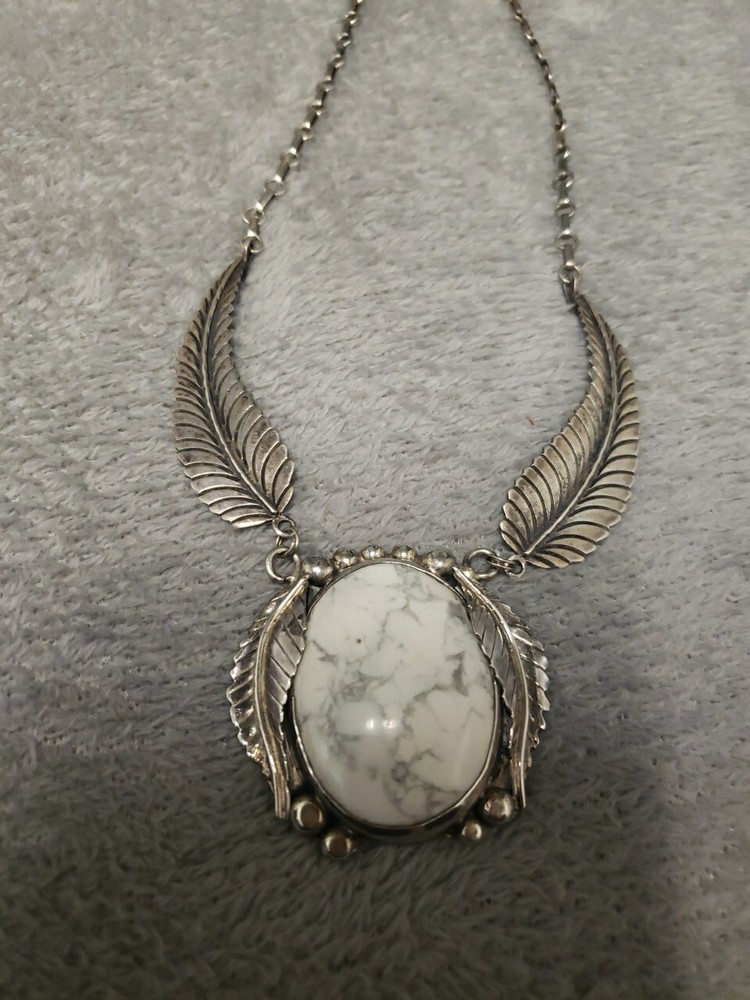 19" 1/2 Native American Sterling Silver Necklace.