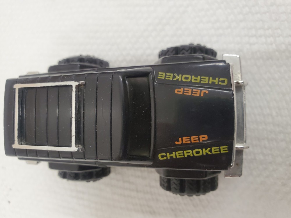 SCHAPER STOMPER 4X4 jeep Cherokee Runs And Lights