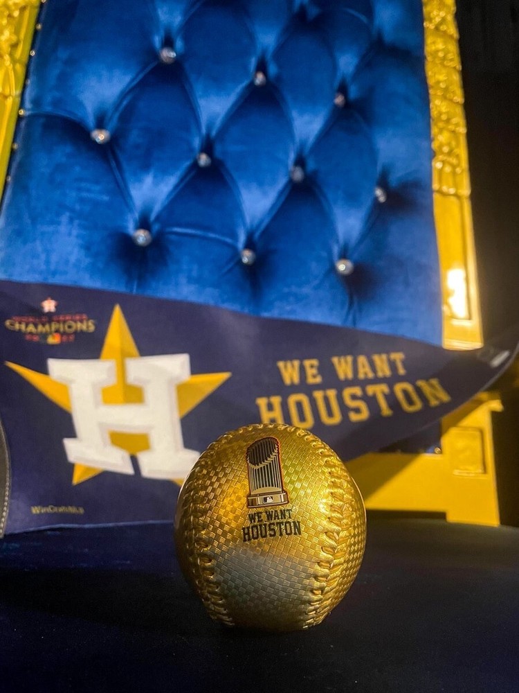 2022 World Series GOLD Rush Baseball