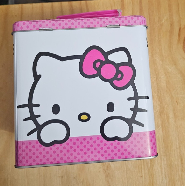 Metal lunch Boxes Square Hello Kitty