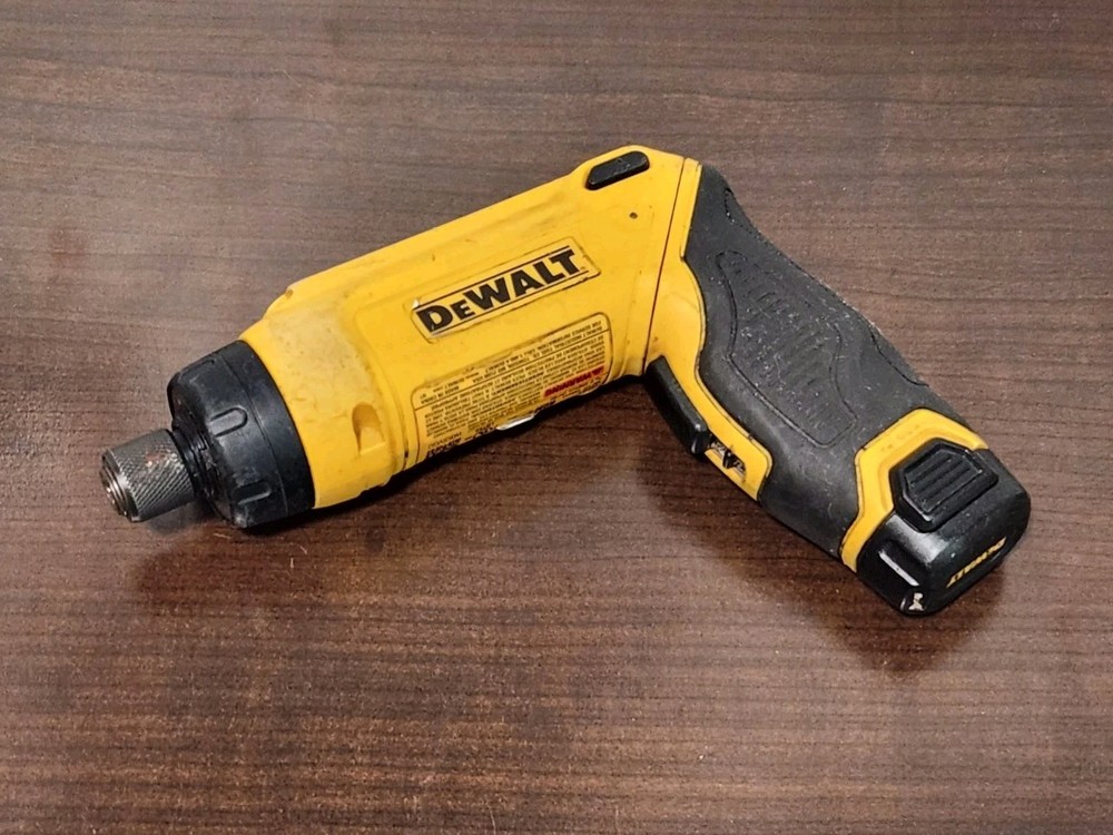 ​DEWALT DCF680 8V MAX Gyroscopic Screwdriver + Battery - READ Use Condition