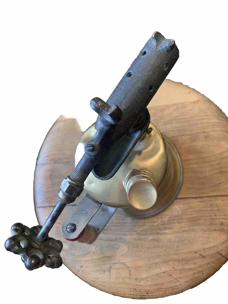 Clayton And Lambert MFG CO