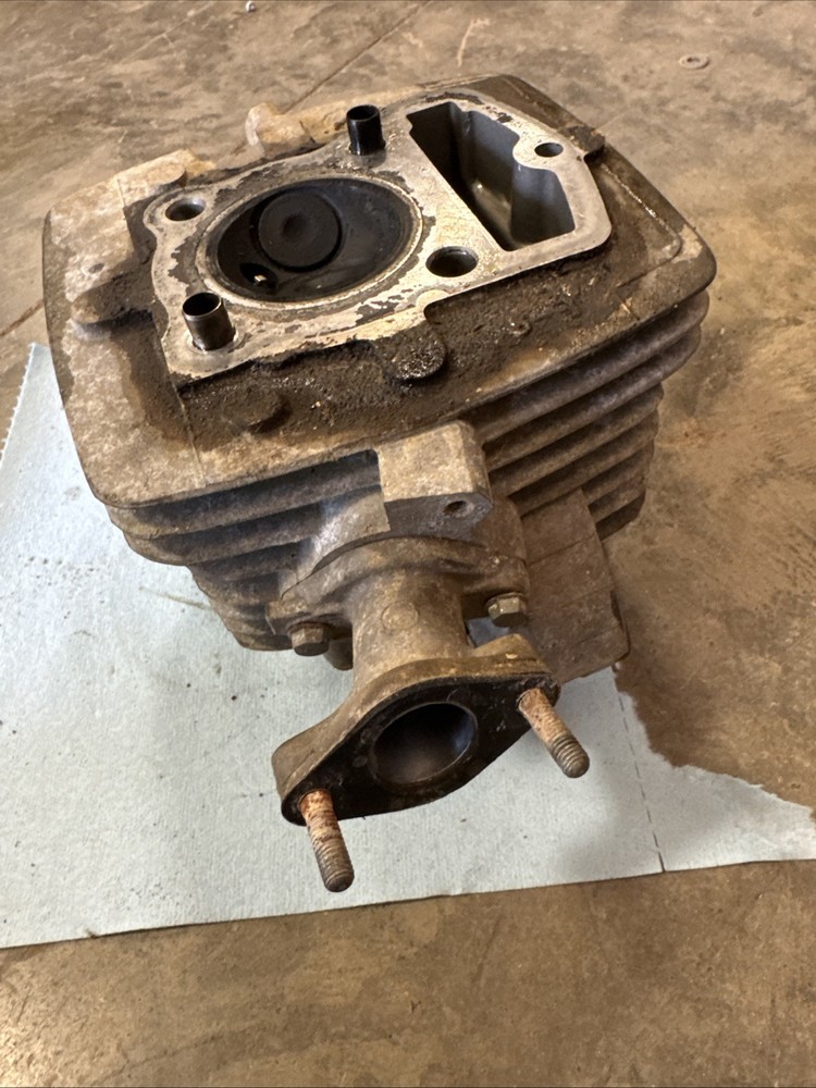Honda Fourtrax 125 Cylinder Head 1987
