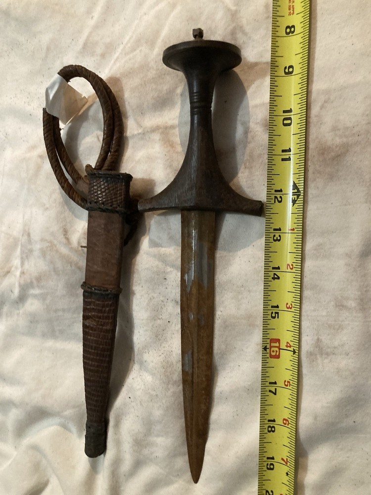old dagger knife
