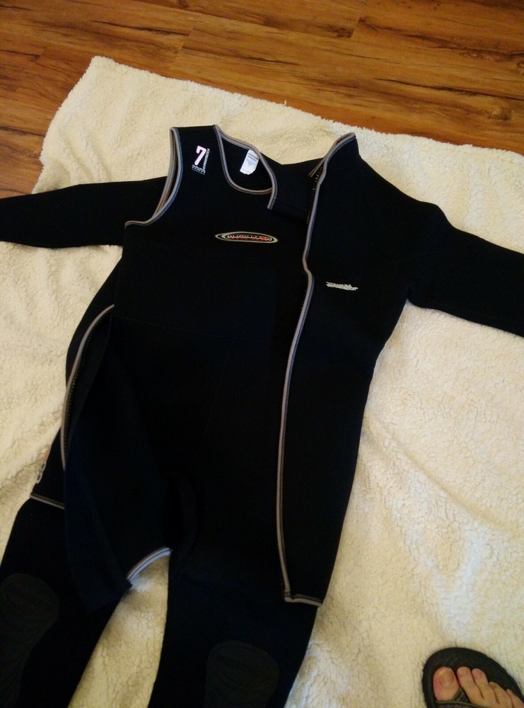 Wetsuit - Medium - 7MM - Farmer John