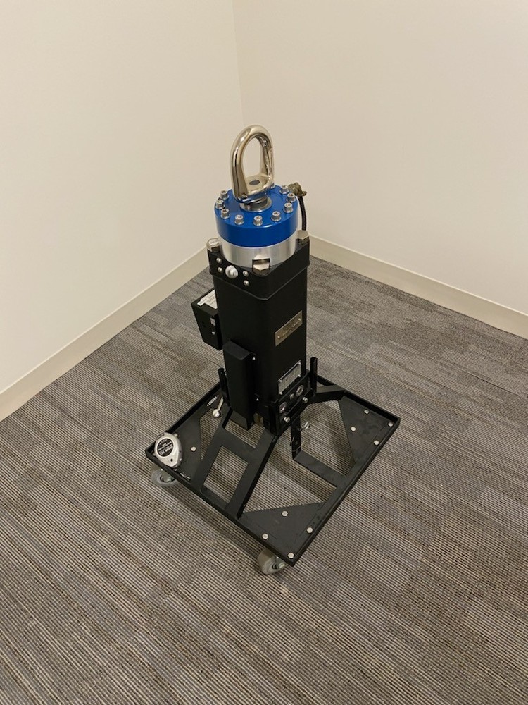 DEL MAR Avionics - Hydra-set C-LC 10000lbs Precision Load Positioner.