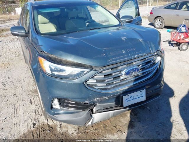 EDGE 2019 Glove Box 5026112