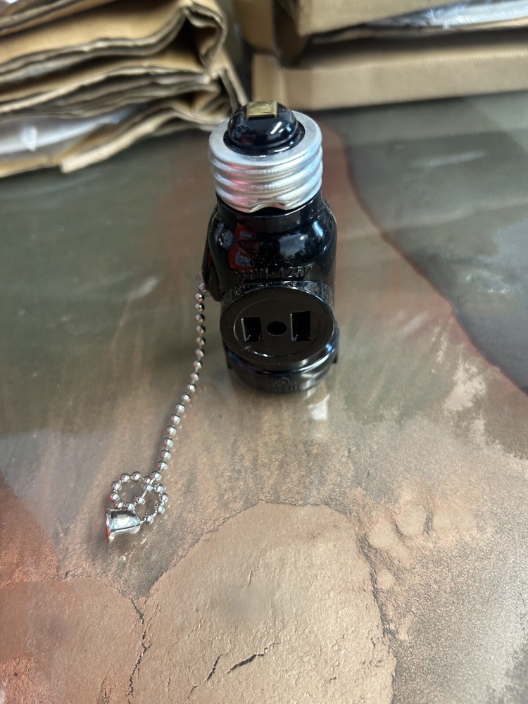 Two Outlet w/ Pull Chain Socket Adapter 660 Watt, 125 Volt.