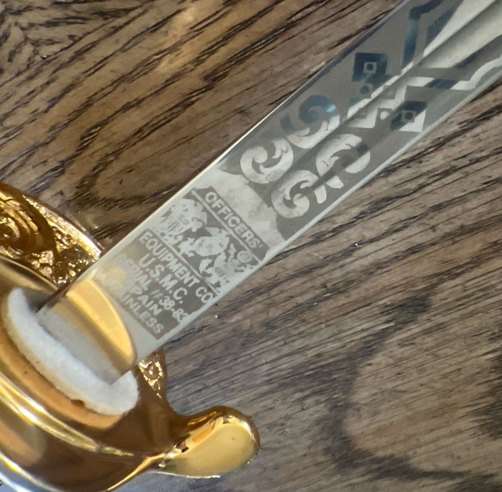 U.S. MARINE OFFICER SWORD WITH SCABBARD