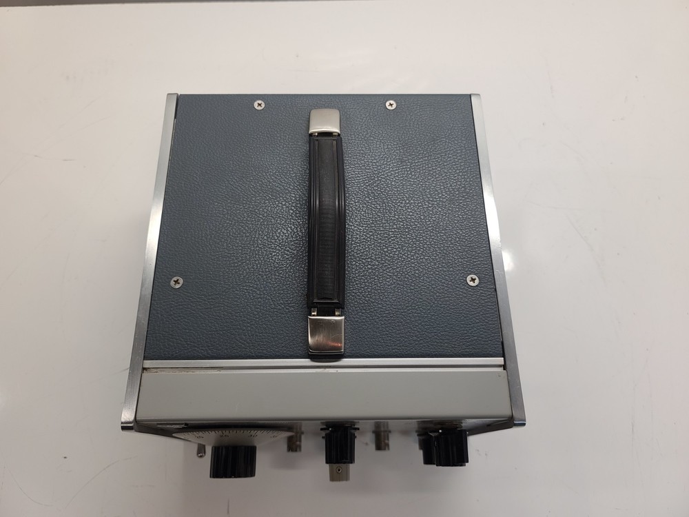 Hewlett Packard 3310A Function Generator