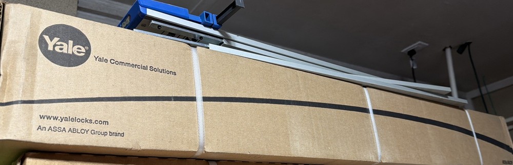 Yale 6100 ED 630 Rim Exit 48”