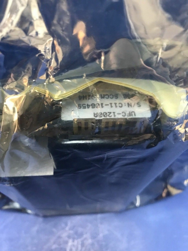 Unit UFC-1200A Mass Flow Controller, SIH4, 300 SCCM, Used