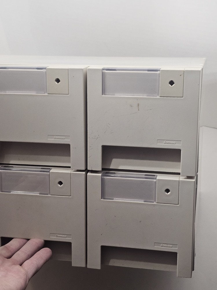 Vintage Exponent Media Storage System Floppy Disk Organizer (HAS KEY) READ!!!