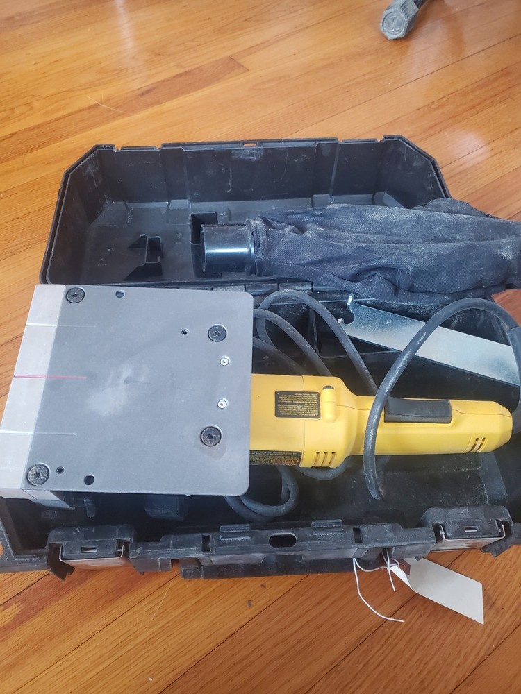 DEWALT DW682 120V Plate Joiner Kit