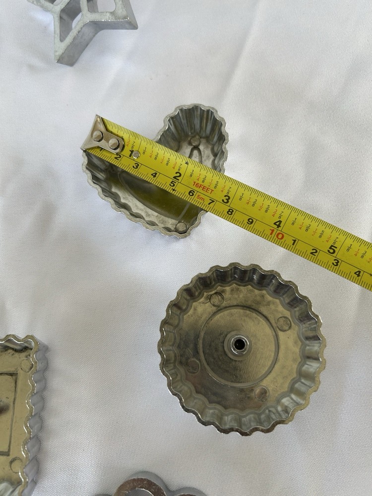 Mixed Rosette & Timbale Iron Molds (6) and 1 Handle