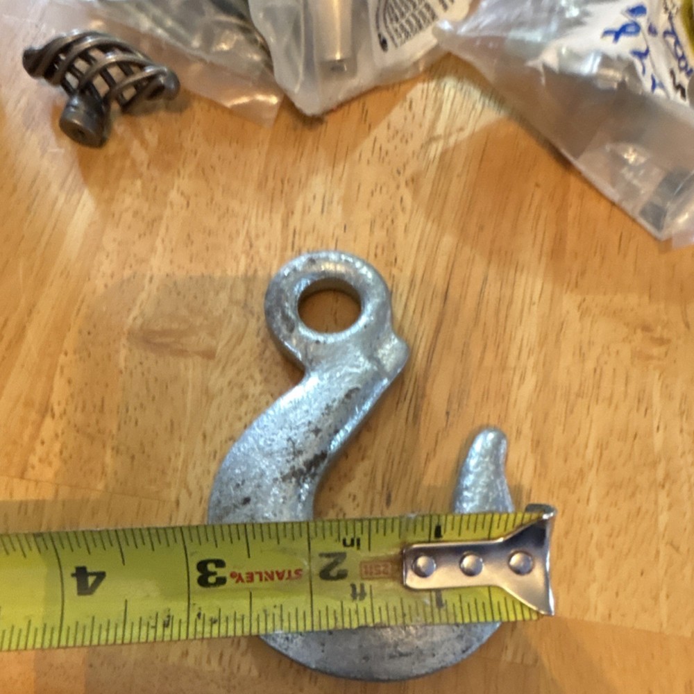 Steel Lifting Hook with Eyelet, Approx. 4 Inch