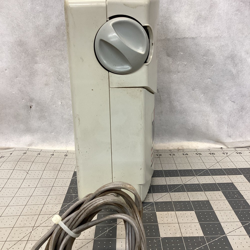 Royal Electronic Time Clock Time Master TC100 No Key Powers Up
