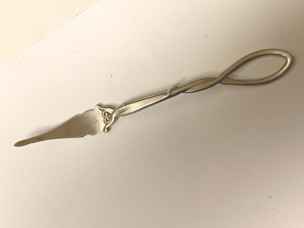 WALLACE STERLING BUTTER PICK