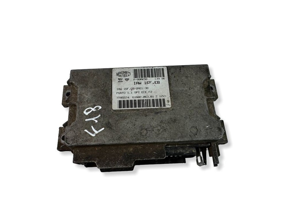 Fiat Punto (176) 1995 Engine Control Module 7795574 kW BVV2999