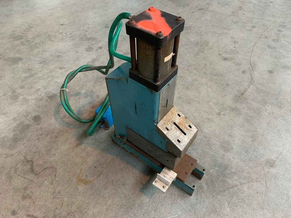 63 116 TAMA 1995 8879