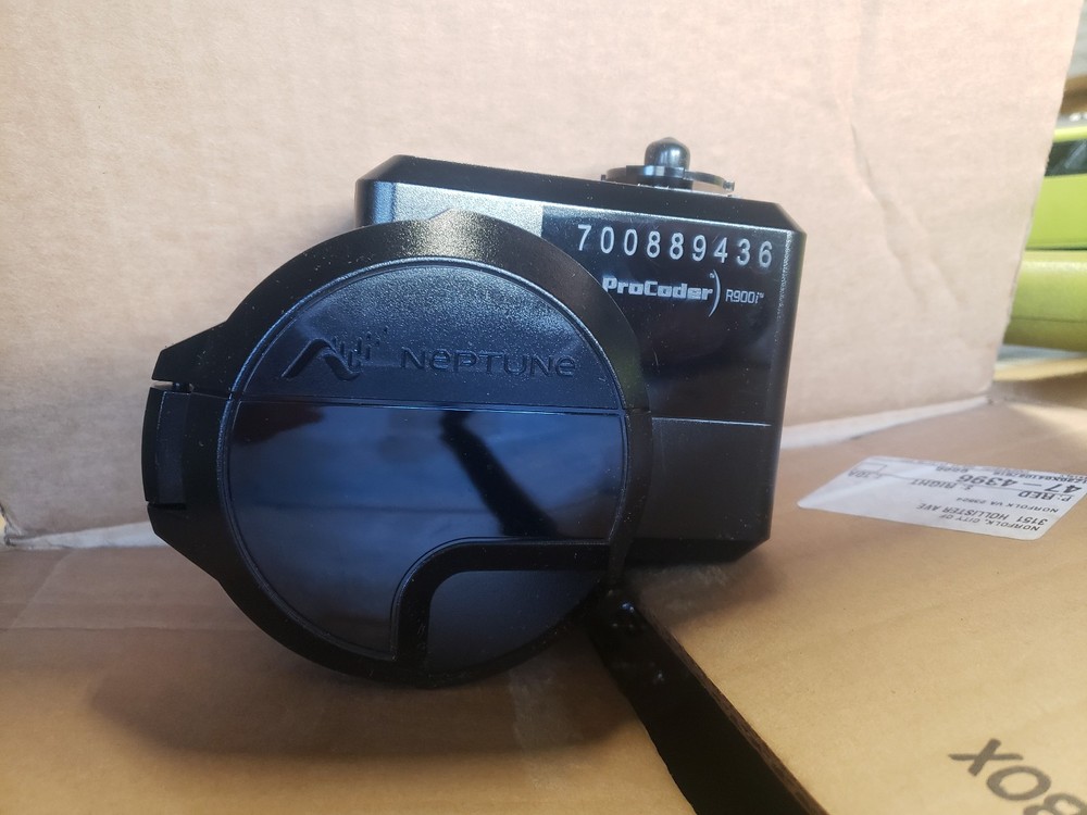 Neptune ProCoder R900i V5 4" Water Meter Register RPM5F31 – New Open Box