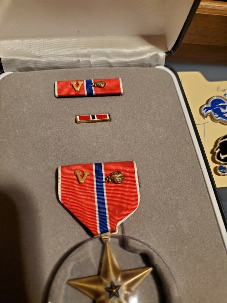 Bronze Star Named With Clusters