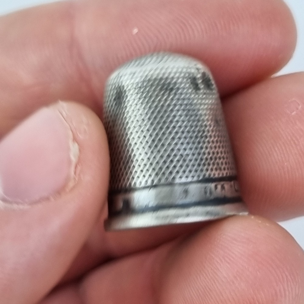 Antique Solid Silver Thimble Birmingham 1905 James Fenton
