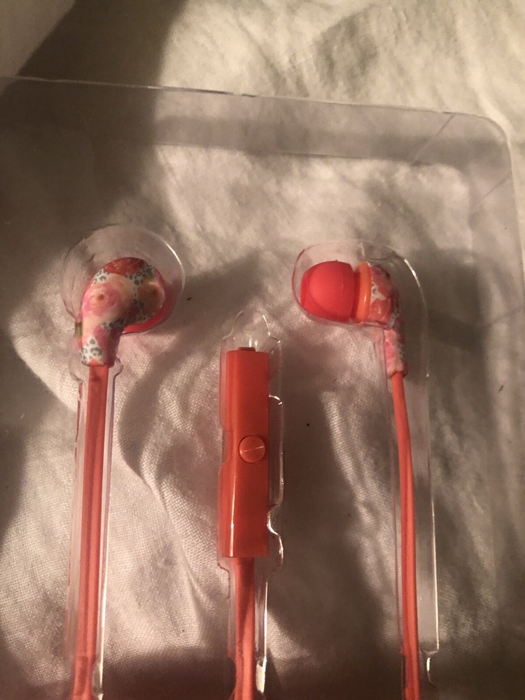 Ellen Tracy Stereo Earbuds Inline Microphone New