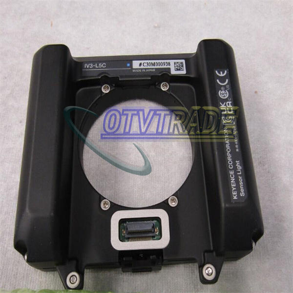 ONE KEYENCE IV3-L5C Light Source NEW