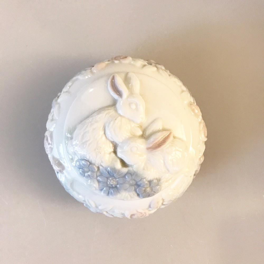 Bunny Ceramic Trinket Box Keepsake Box Easter Spring
